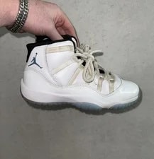 Air Jordan 11 Retro Legend / Columbia Size 6.5 Authentic Great Condition 3