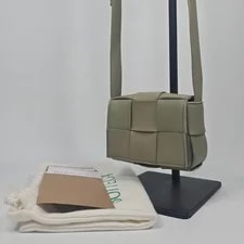 Bottega Veneta — Bottega Veneta Mini Cassette 145823382 — Handbag — resale