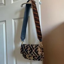 Fendi Roma Fur Mini Baguette 19cm Made in Italy 2