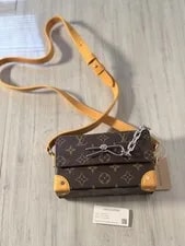 Louis Vuitton With Chain Accent & Brand Card 3