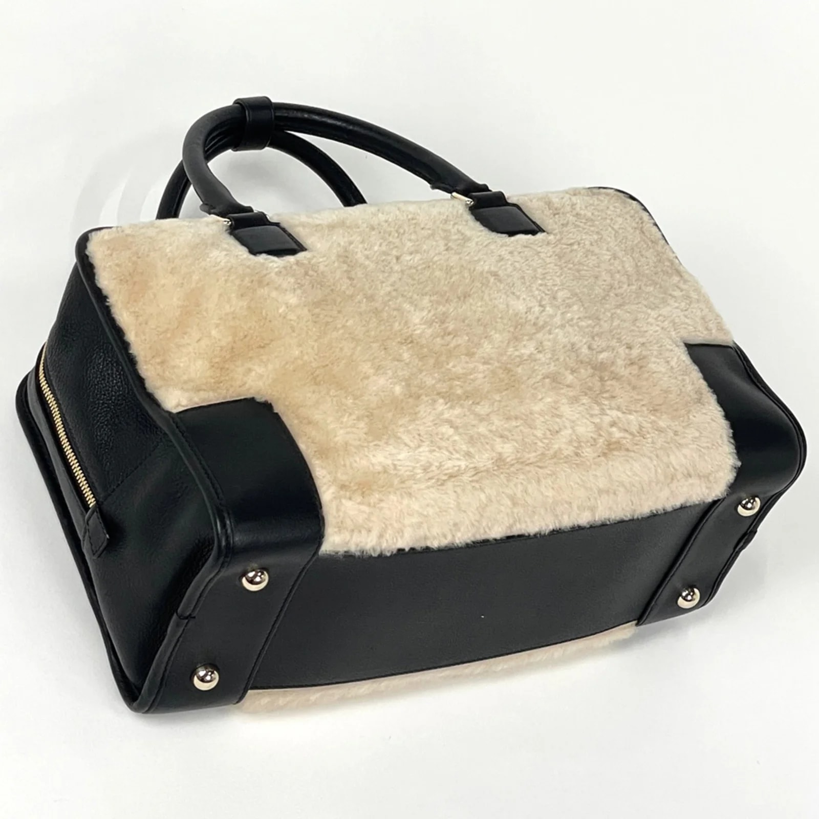 Loewe Amazona 2