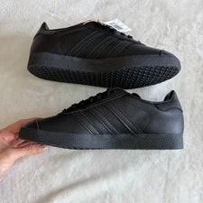 Adidas Gazelle ’s Size 2