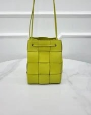 Bottega Veneta — Bottega Veneta Small Cassette Bucket 680218 153468430 — Handbag — resale