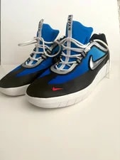 Nike SB — Nike SB Nyjah Free 2 Low Top Lace-Up Skate — Sneaker — resale