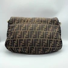 Fendi Classic GM Monogram Chain Fashion 2