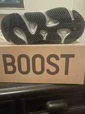 Adidas Yeezy Boost 700 Salt 3