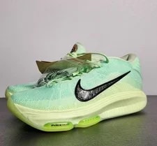 Nike GT Hustle 3 Eybl Size 10.5 HQ3139-700 Family Reunion PE Promo New 2