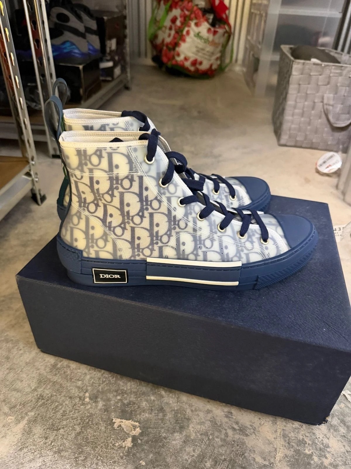 Dior — B23 — Sneakers — resale