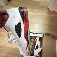 Jordan Air 5 Retro Low Top Size 6 /’s 3