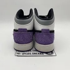 Size 4y- Air Jordan 1 SE Mid Varsity (BQ6931-105) 4