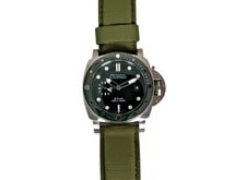 Panerai — Panerai Submersible 44mm PAM01287 Green Dial Full Set New 2025 — Watch — resale