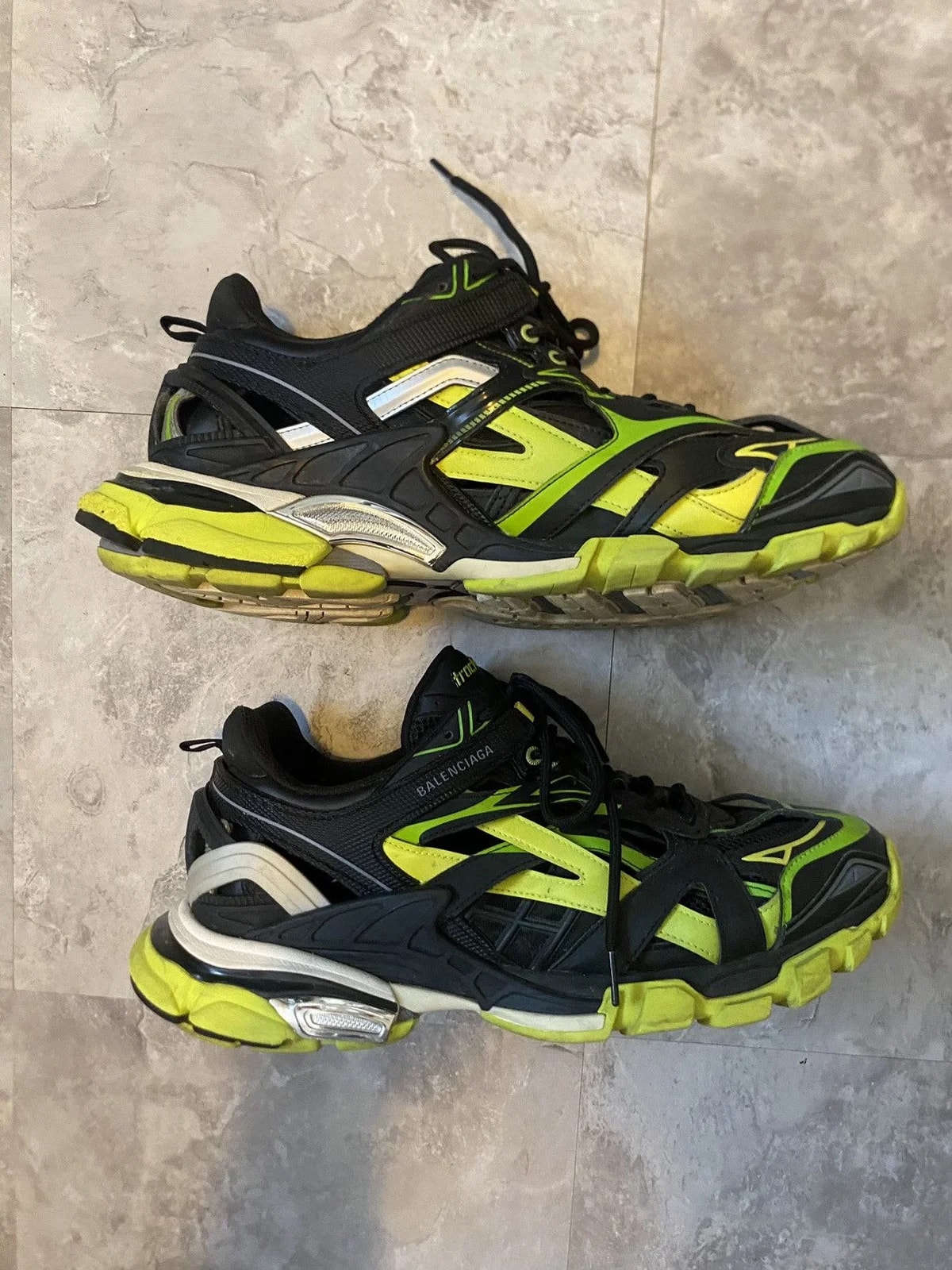 Balenciaga — Balenciaga Track 2 “ ” — Sneaker — resale