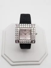 Audemars Piguet — Boutique $58,350 Pink 4ct Diamond Audemars Piguet 18k White Gold — Watch — resale