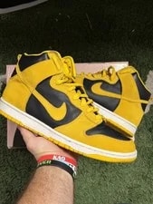 Nike SB — Size 11.5M/13W - Nike SB Dunk High Iowa 305050-071 — Sneaker — resale