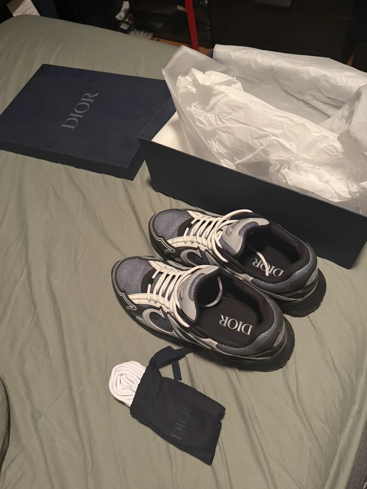 Dior — B30 — Sneaker — resale