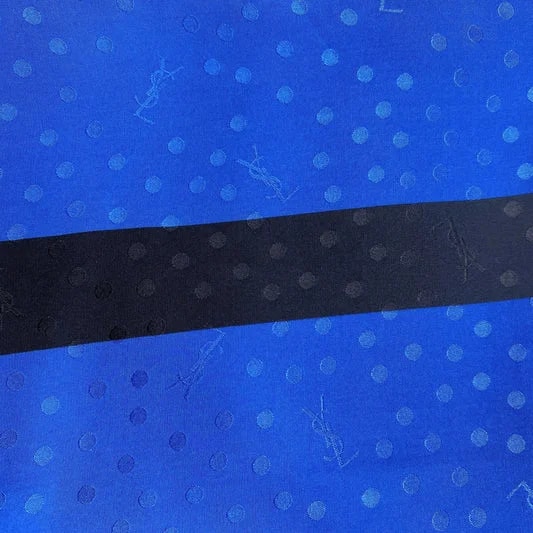 Yves Saint Laurent — Yves Saint Laurent / Scarf — Accessory — resale