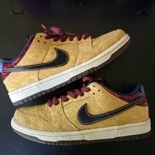 Nike SB — Nike SB Dunk Low Pro City of Cinema FZ1278-200 Size 6.5 Or 8 — Sneaker — resale