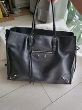 Balenciaga — Balenciaga B4 Size With Slight Wrinkles — Handbag — resale