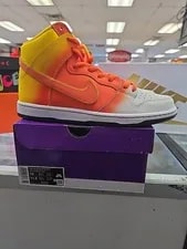 Nike — Size 10 - Nike Dunk SB High Sweet Tooth — Sneaker — resale