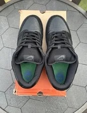 Size 11.5 - Nike SB Dunk Low Gino Lannucci 2. 304292-002. 4
