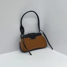Prada Crossbody & 28x16 Cm 2