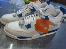 Air Jordan — Air Jordan 4 Retro /Military — Sneaker — resale