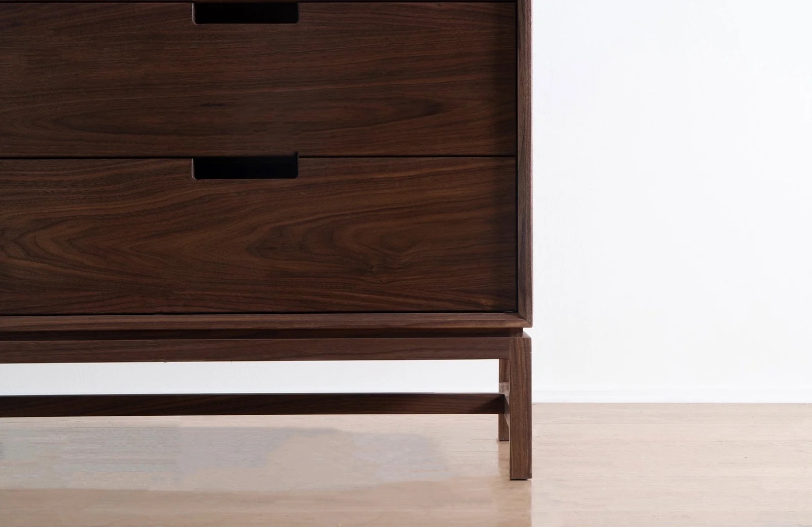 Forde Wideboy Dresser 4