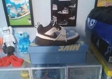 Nike — Size 10.5 - Nike Zoom Field Jaxx Authentic With Box — Sneaker — resale