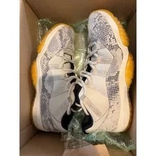 Air Jordan 11 XI Retro Low Skin Shoes Size 10.5 CD6846 002 3