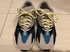 9.5US Yeezy Boost 700 4