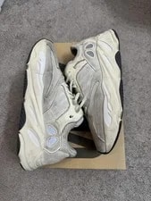 ’s Yeezy Boost 700 Size 10.5 Analog 3