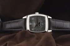 Patek Philippe Gondolo Calendario Annual Calendar 5135G-010 Grey Dial White Gold 2