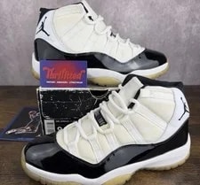 Jordan — Size 8 - Jordan 11 2000 — Sneaker — resale