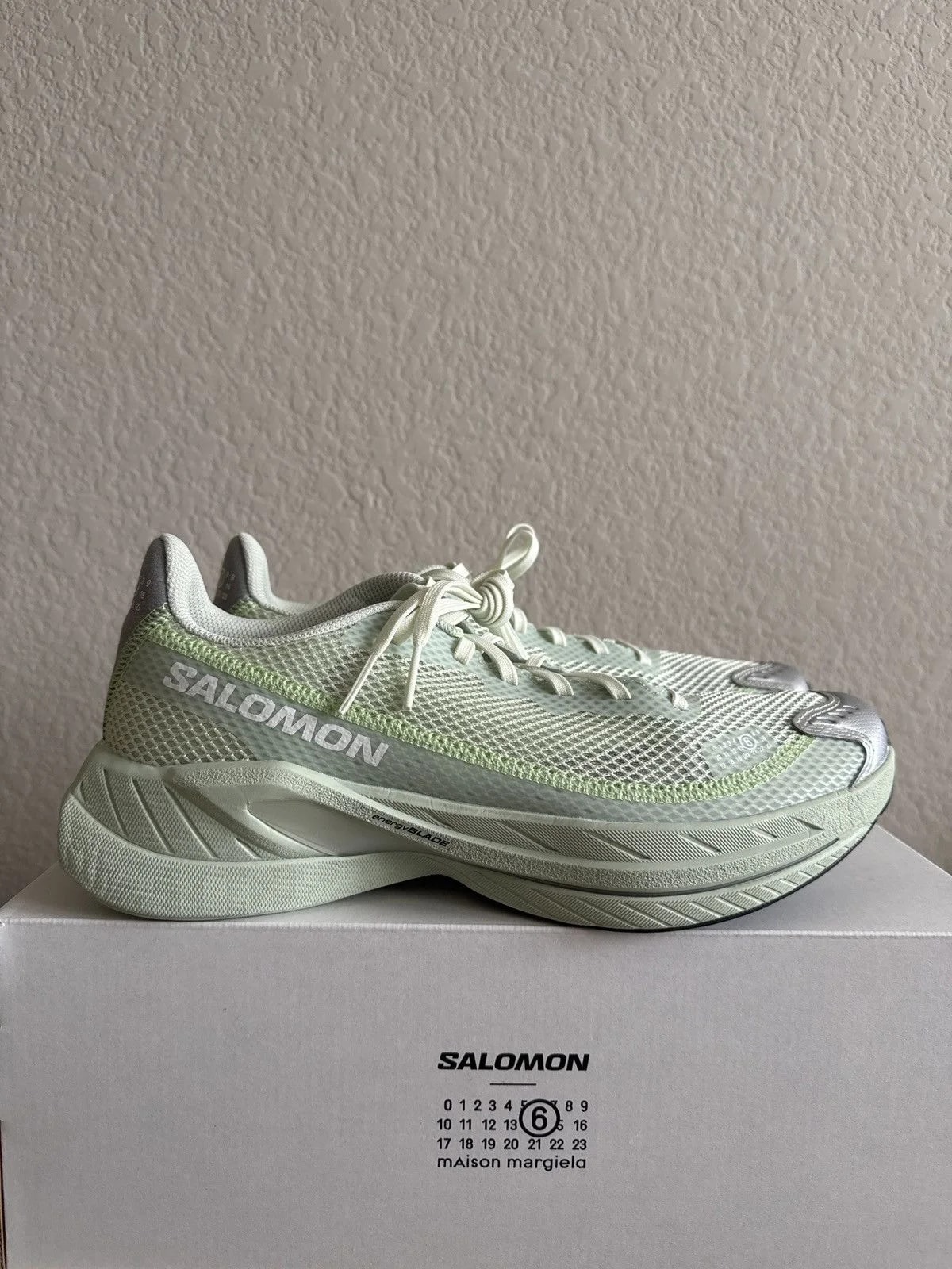 Salomon — MM6 X Salomon Limited Edition Spectur 2 — Sneaker — resale