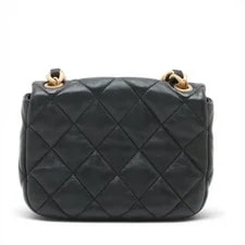 Chanel Matelasse Single Flap Single Chain Metal Fit 2