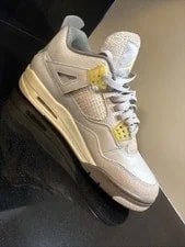 Air Jordan 4 Retro SE Craft Photon Dust 2