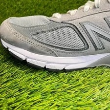 New Balance 990 v4 Size 7.5 Athletic Running Walking Shoes 2