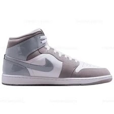 Air Jordan 1 Mid SE ' HF3216-100 2