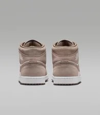 Air Jordan 1 Mid Shoes DQ8426-003 4