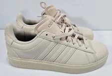 Adidas Grand Court 2.0 Shoe JH8680 Putty / Met 2
