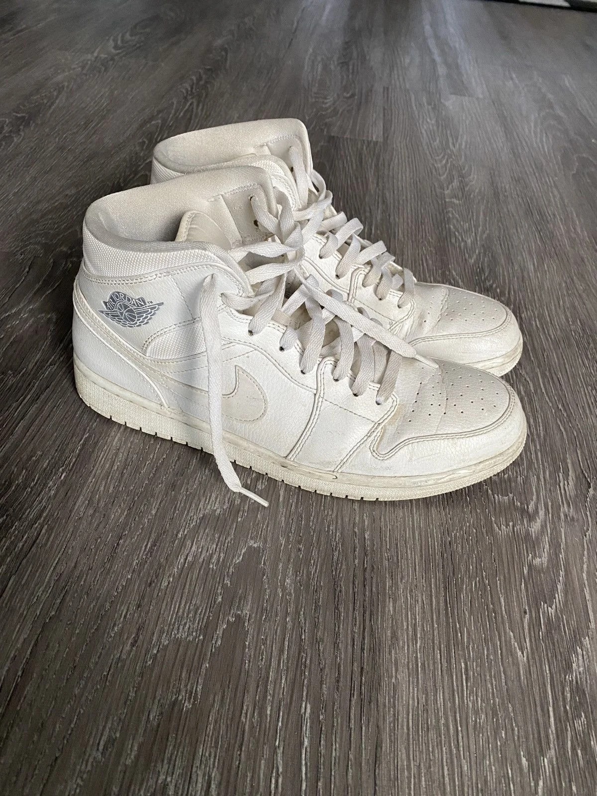 Air Jordan — Air Jordan 1 Mid Shoes — Sneaker — resale
