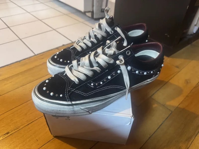 Vans — Vans Old Skool 36 Pearlized Pack — Sneaker — resale