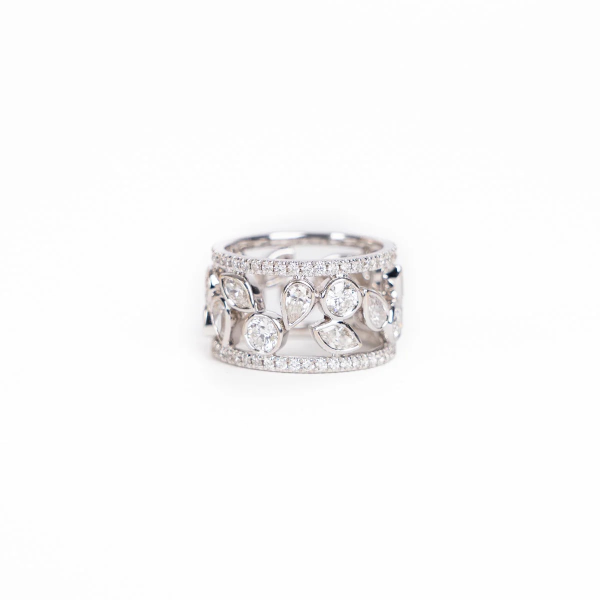 Roberto Coin — Roberto Coin Cento Mix-Shaped Eternity Band — Jewelry — resale