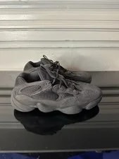 Yeezy 500 – “Utility ” – Lightly – No Box 2