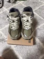7.0US New Balance 2002R 3