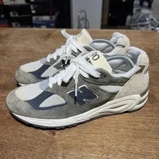 Size 9 - Teddy Santis X New Balance 990v2 4