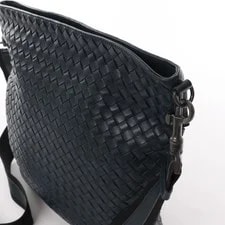 Bottega Veneta VN Crossbody Messenger in 4