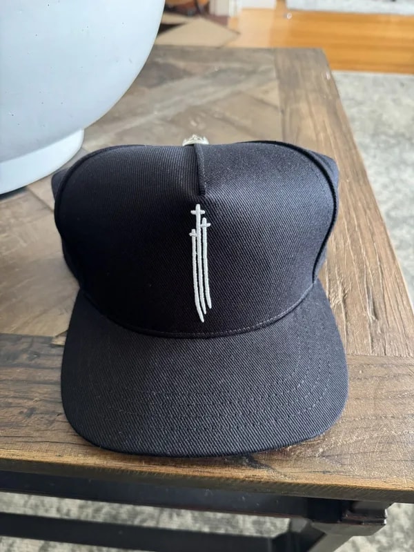 Chrome Hearts — Hearts Rs3 Cap — Clothing — resale