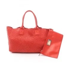 Bottega Veneta — Bottega Veneta Hippo MM — Handbag — resale