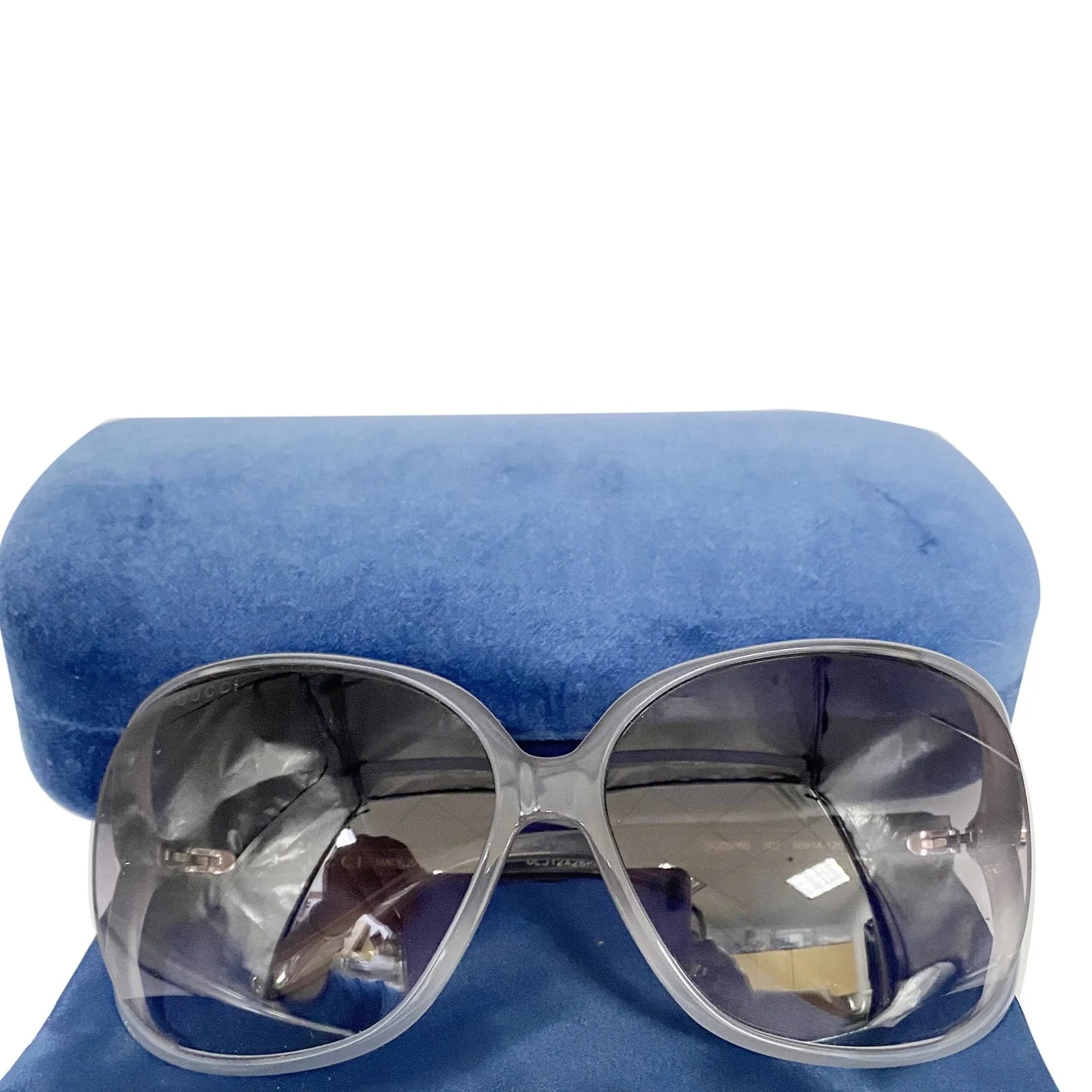 Gucci — Gucci Square Sunglasses GG0506S — Accessory — resale